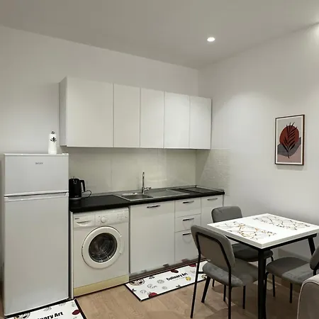 Apartment Cozy In The Heart Of Tirana